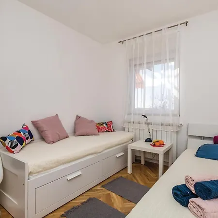 In With Wifi * Rijeka