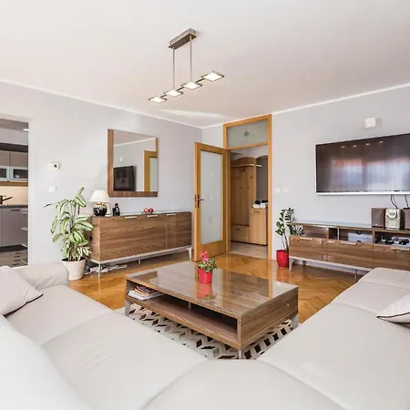 In With Wifi Apartmán